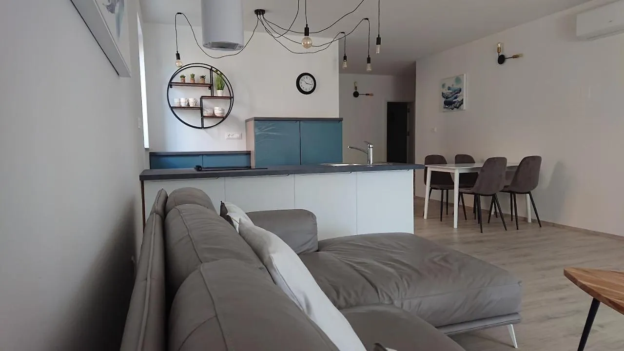 Roza Appartamento Cres