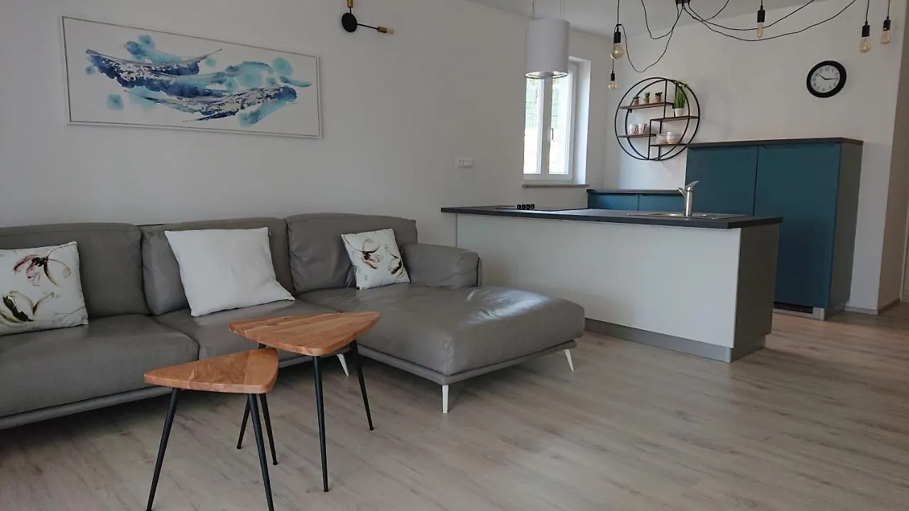 Roza Apartment Cres
